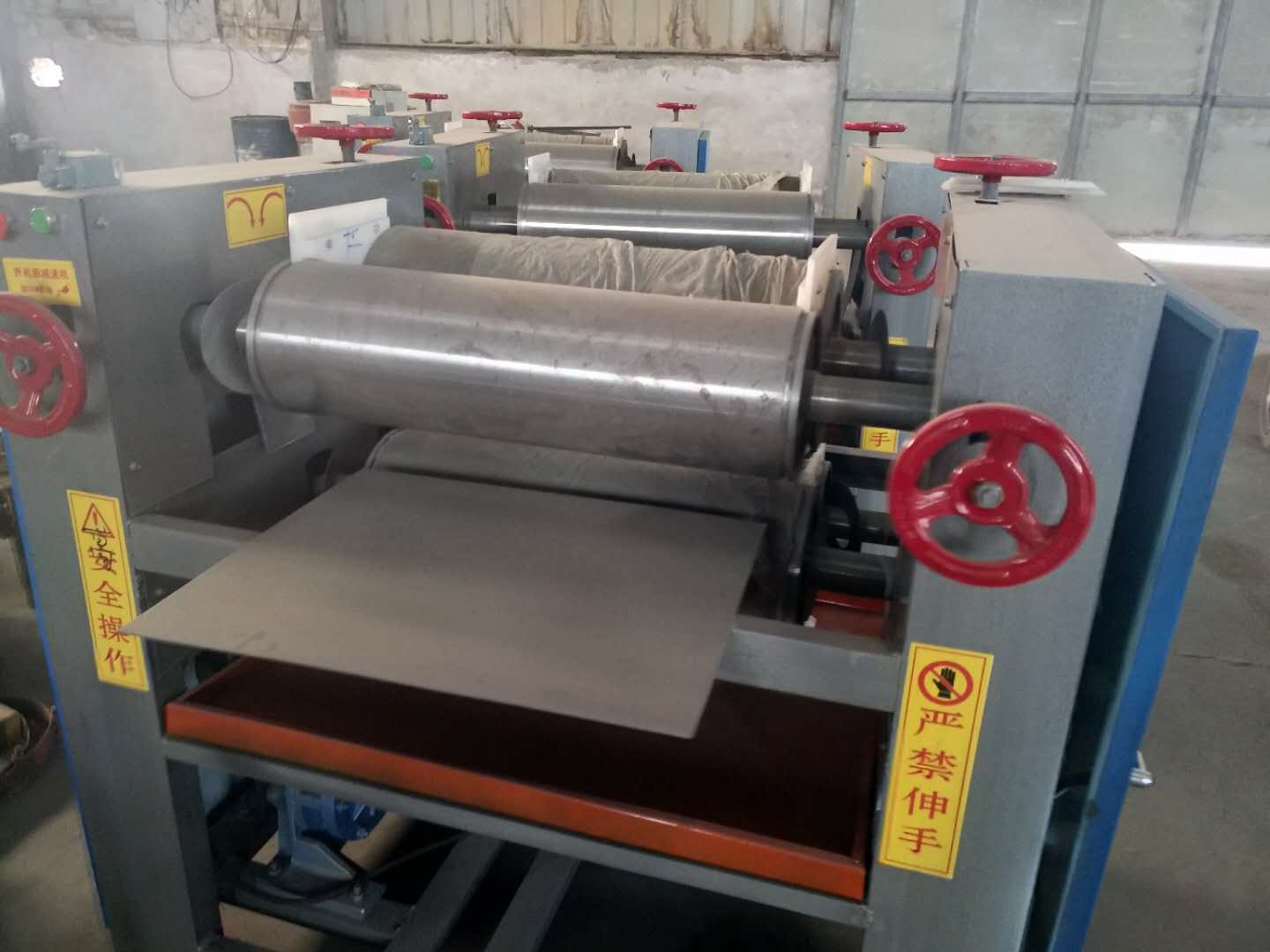 圓木鋸 圓木鋸